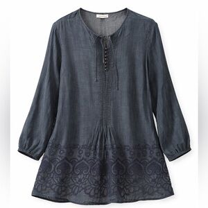 Coldwater Creek Embroidered Tunic Blouse Women’s Medium Boho Chambray Tie Neck